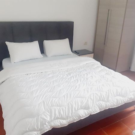הימארה Anxhelos Hotel מראה חיצוני תמונה