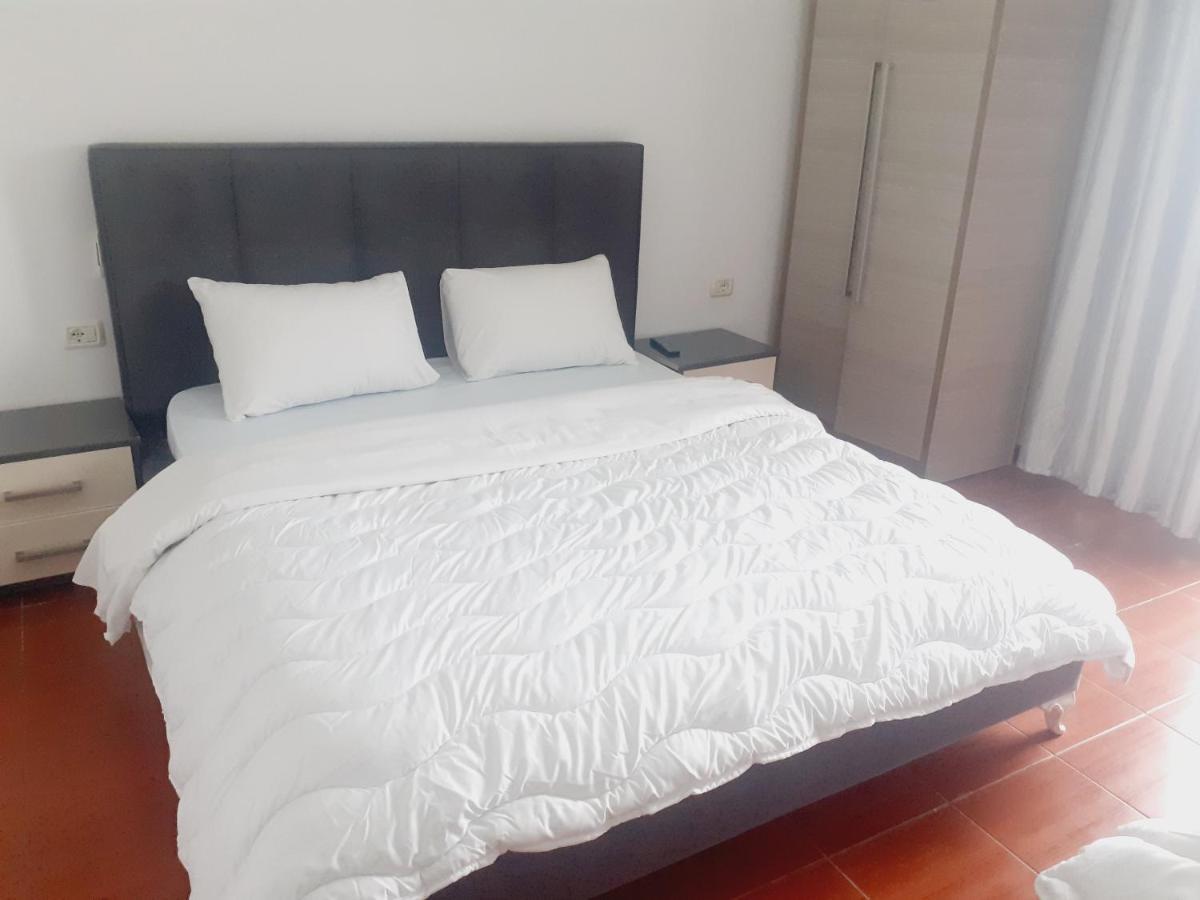 הימארה Anxhelos Hotel מראה חיצוני תמונה