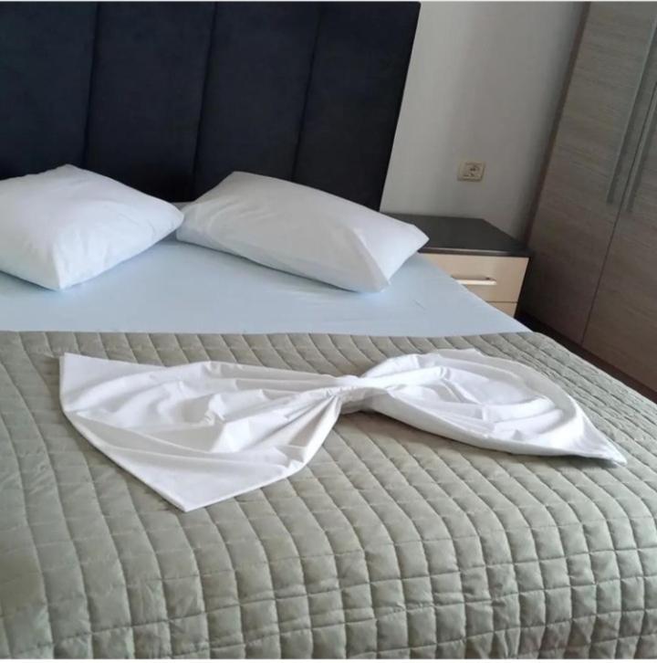 הימארה Anxhelos Hotel מראה חיצוני תמונה