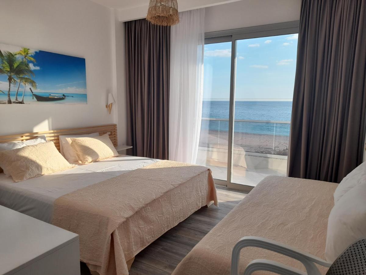 הימארה Anxhelos Hotel מראה חיצוני תמונה