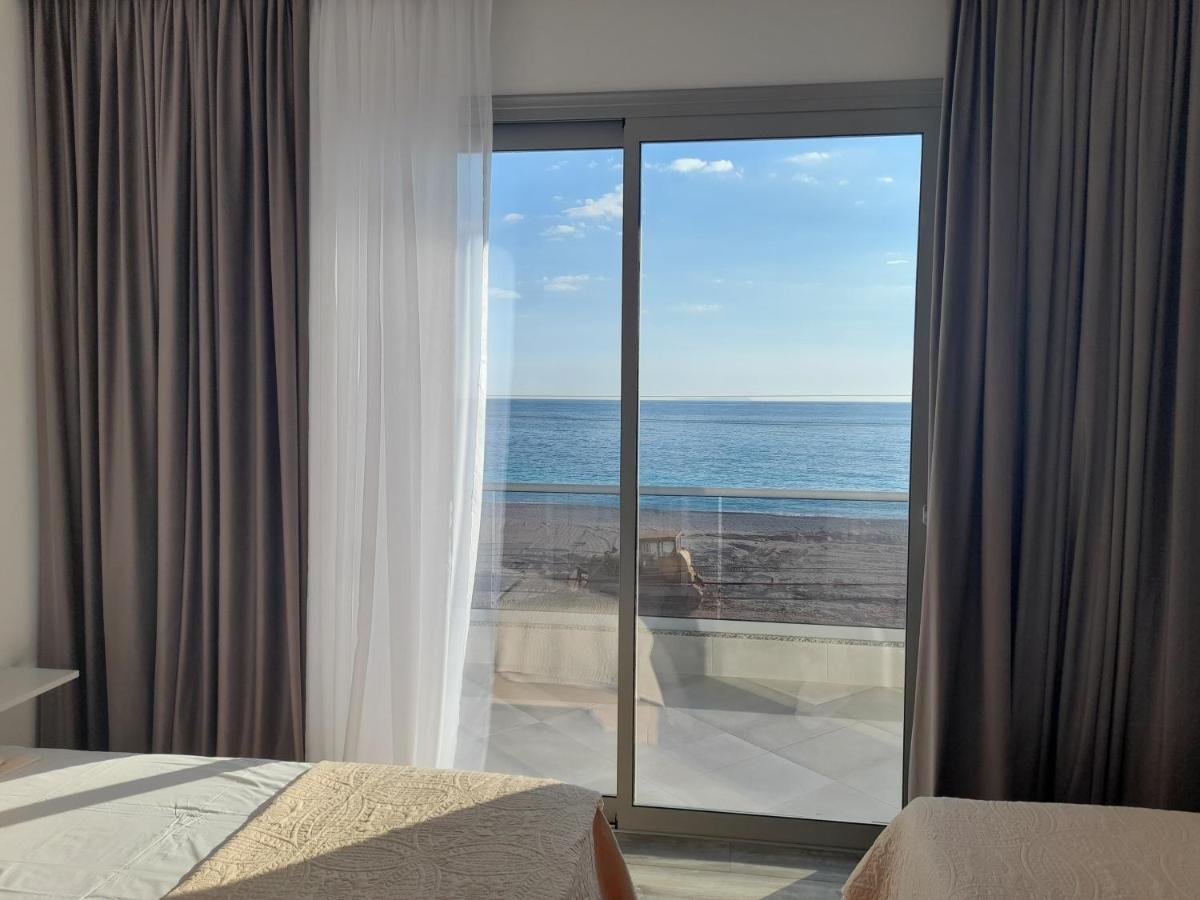 הימארה Anxhelos Hotel מראה חיצוני תמונה