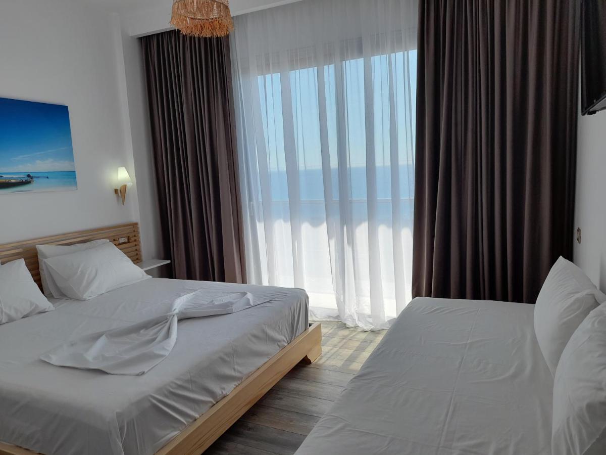 הימארה Anxhelos Hotel מראה חיצוני תמונה