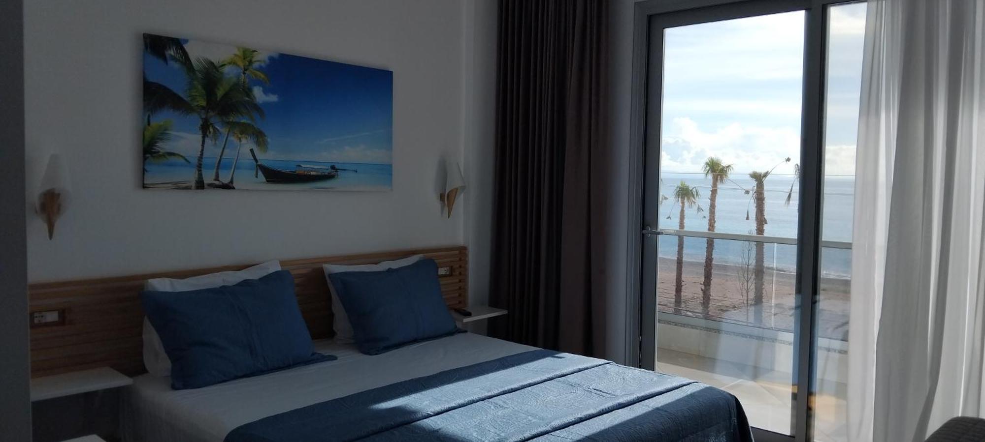 הימארה Anxhelos Hotel מראה חיצוני תמונה