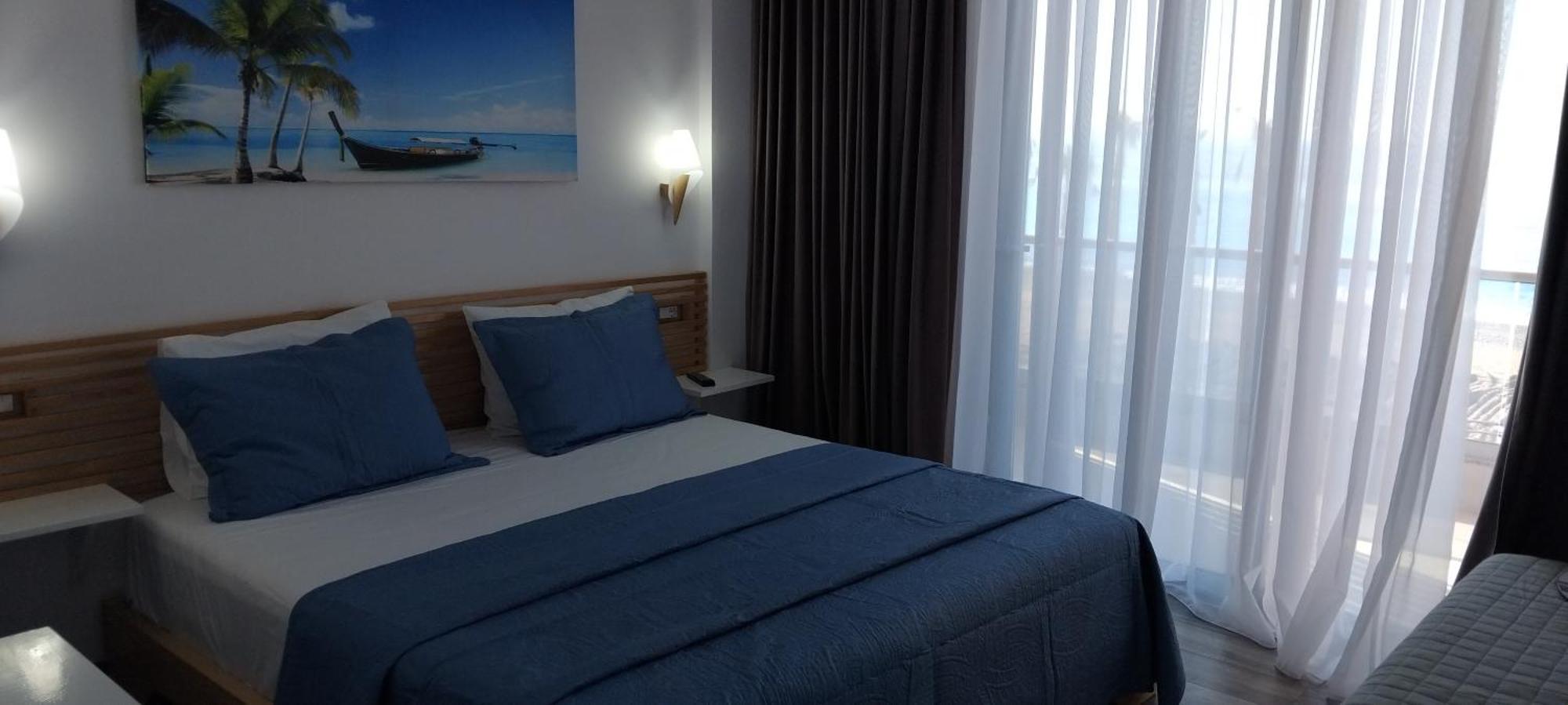 הימארה Anxhelos Hotel מראה חיצוני תמונה